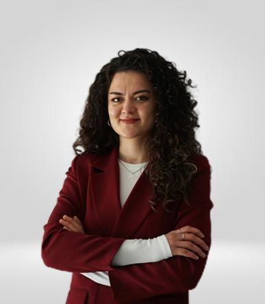 Gizem Gülcüer_Staff Size.jpg